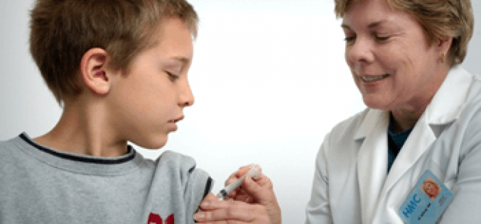 Xử phạt không tiêm vắc xin cho trẻ em