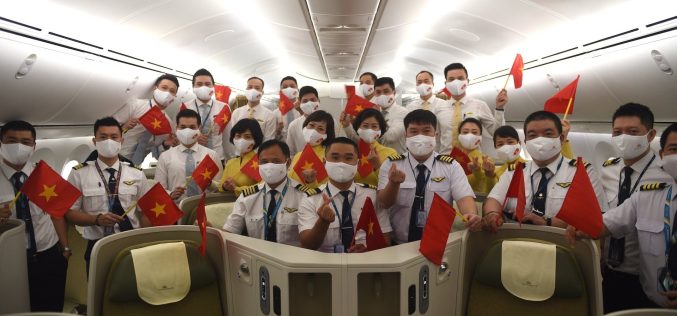 Người Việt định cư ở nước ngoài hồi hương: thủ tục xác nhận quốc tịch, đăng ký thường trú, làm thẻ căn cước