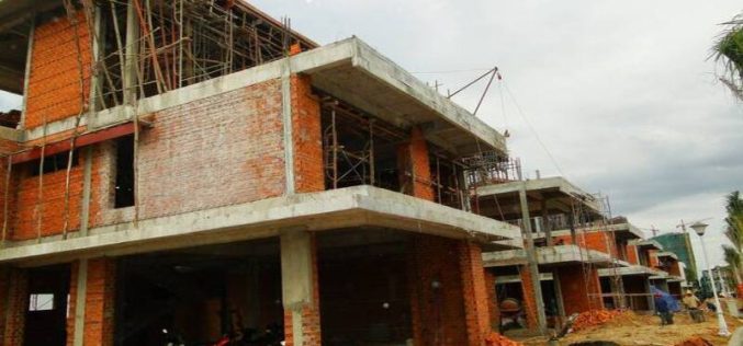 Xây dựng ảnh hưởng nhà liền kề – Các vướng mắc thường gặp