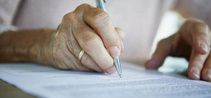 Tặng nhà đất cho con có điều kiện: Rủi ro thường gặp và cách phòng tránh