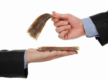 Trả lương cho người lao động thuê lại
